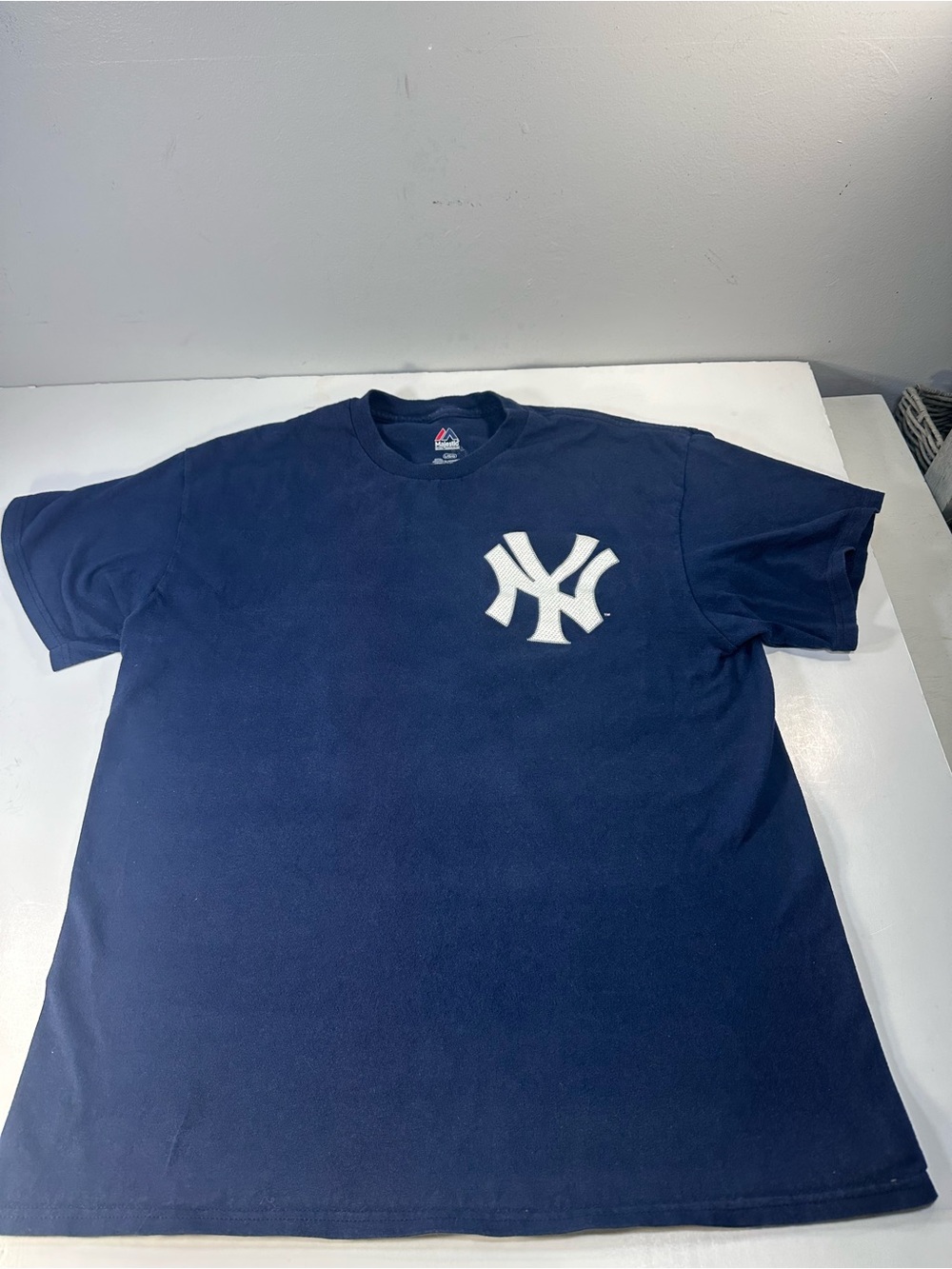 Majestic New York Yankees Aaron Judge #99bNavy Graphic Tee Men’s Large MLB